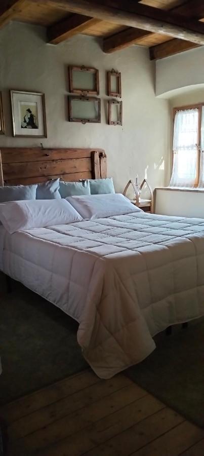 Bed and Breakfast La Casa Di Marla Сірміоне Екстер'єр фото