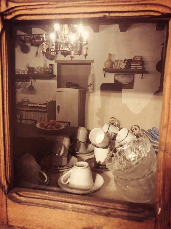 Bed and Breakfast La Casa Di Marla Сірміоне Екстер'єр фото